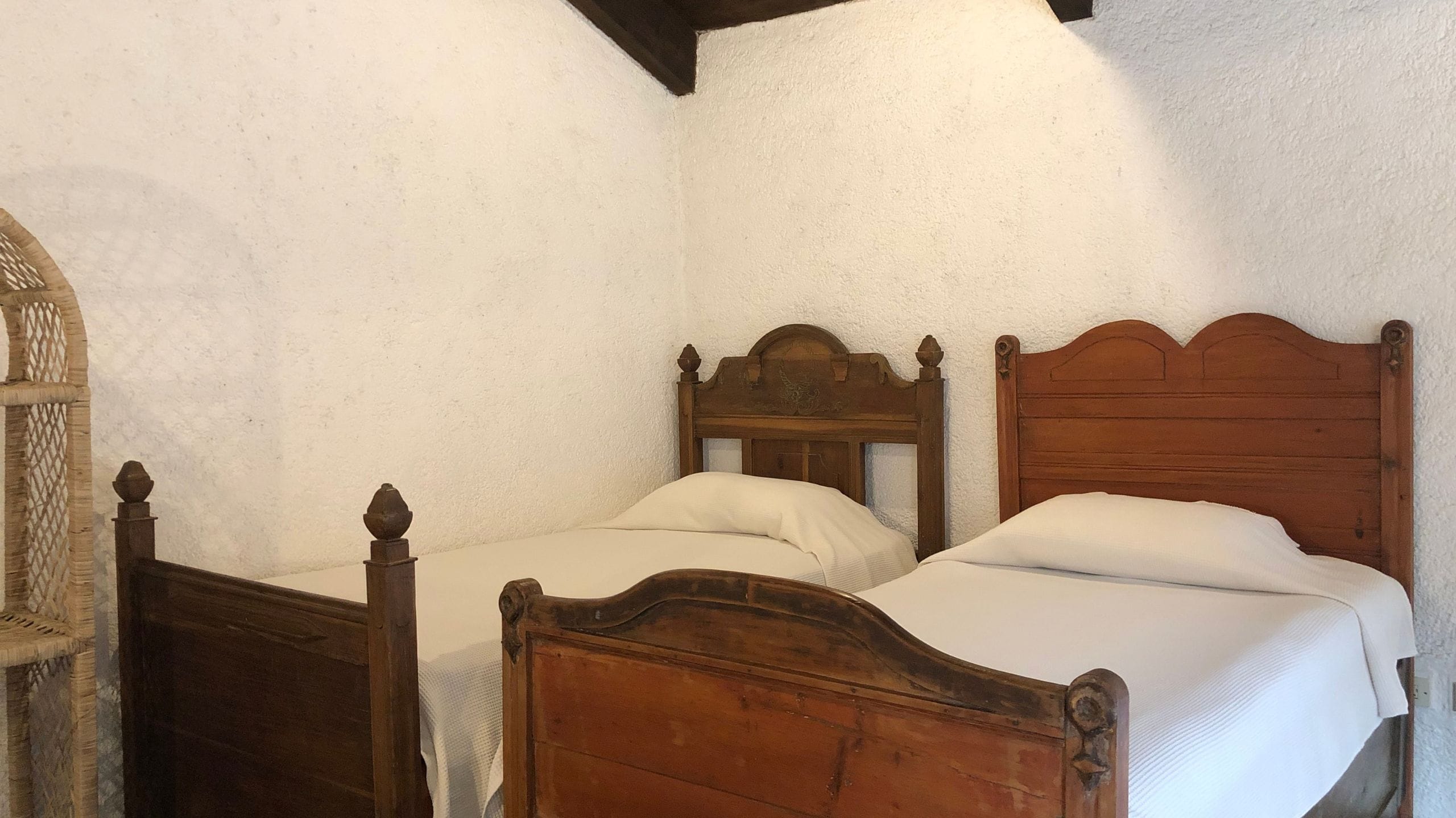 Charming Furnished Loft-Style Apartment in Gravileas | Available October 2026