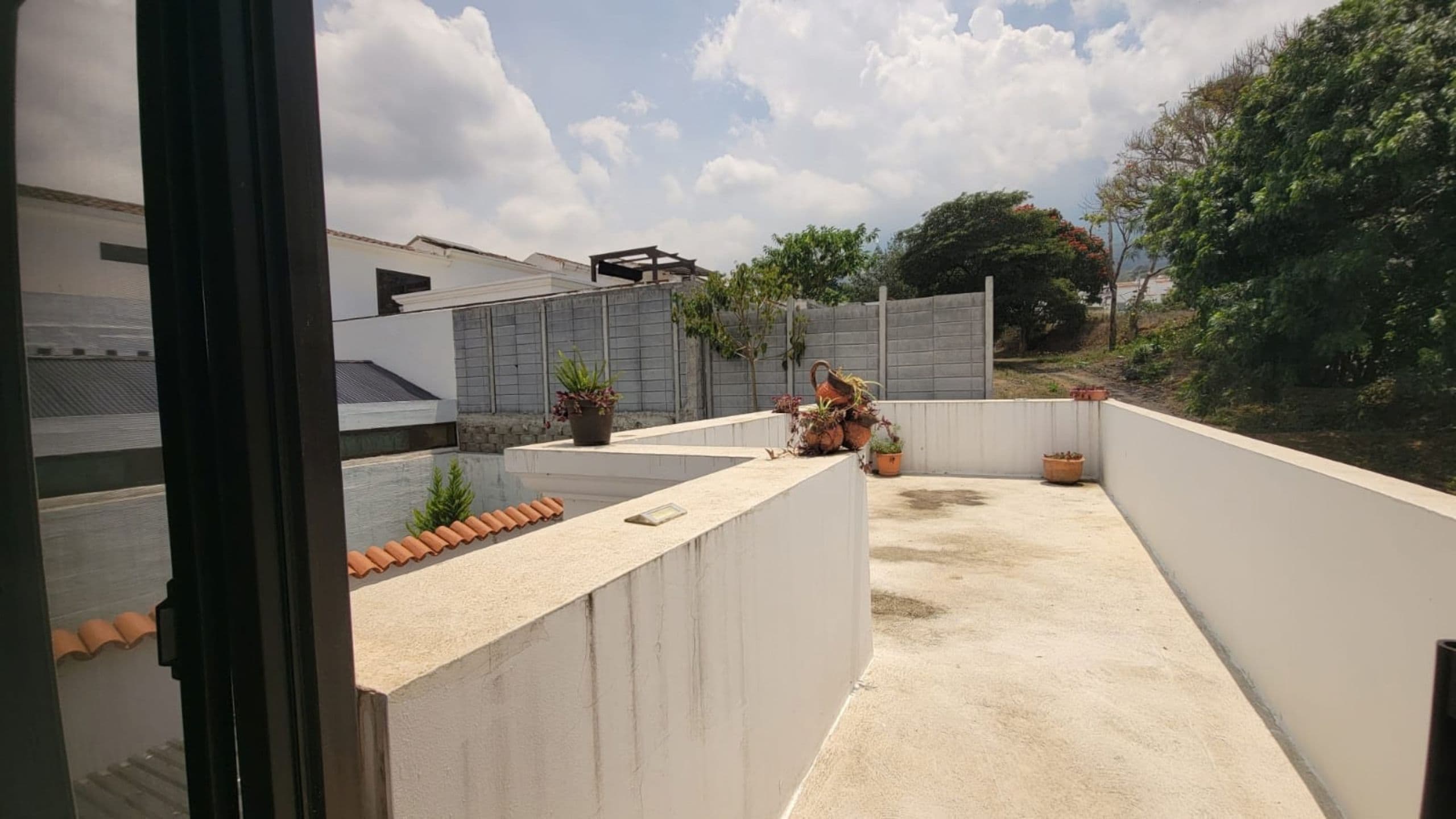 14 4-Bedroom House for Rent in Barrio Las Campanas – Available for a 6-Month Lease