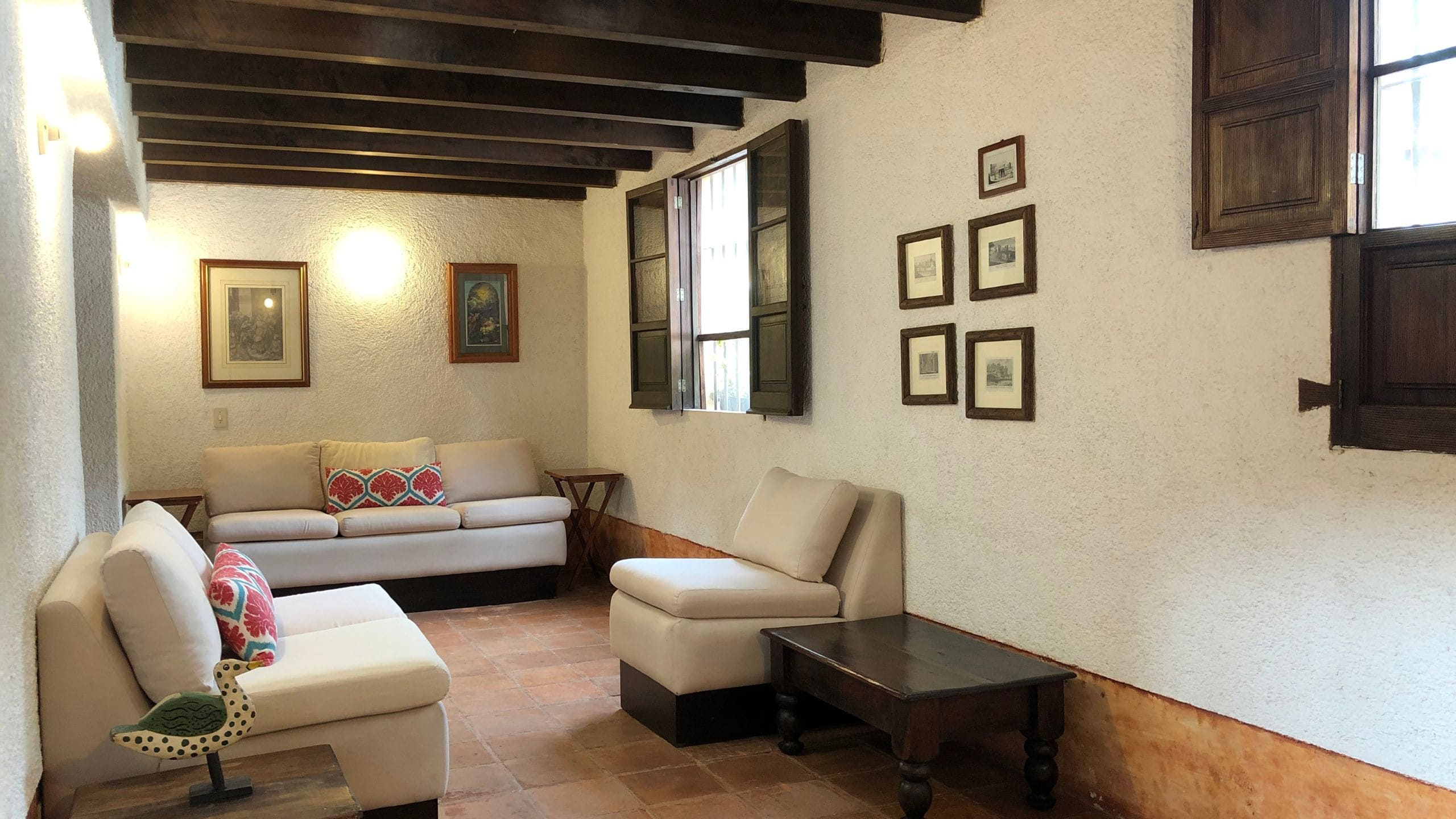 Charming Furnished Loft-Style Apartment in Gravileas | Available October 2026