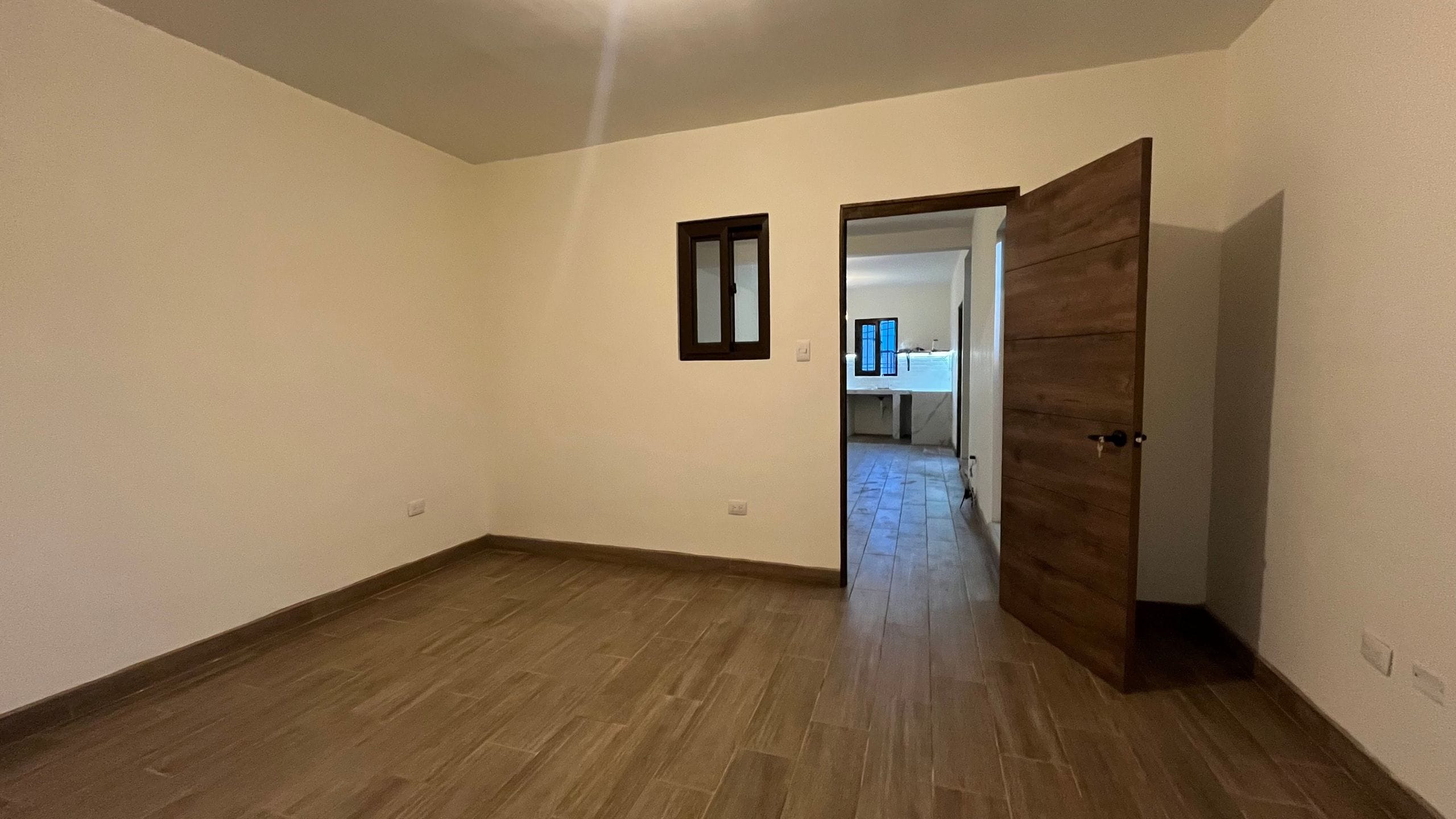 Apartamento moderno de 2 habitaciones con terraza privada