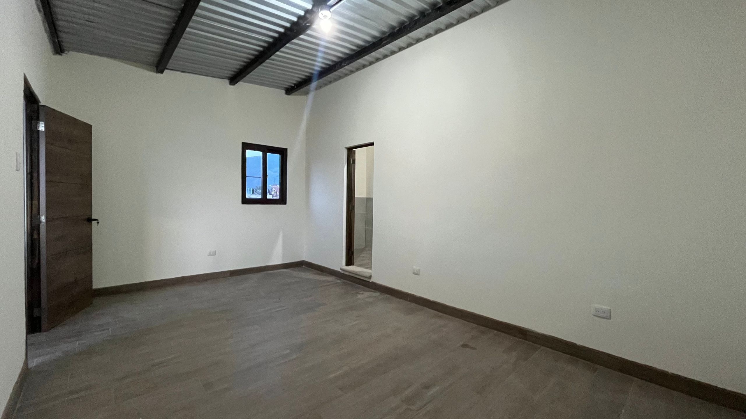 Apartamento moderno de 2 habitaciones con terraza privada