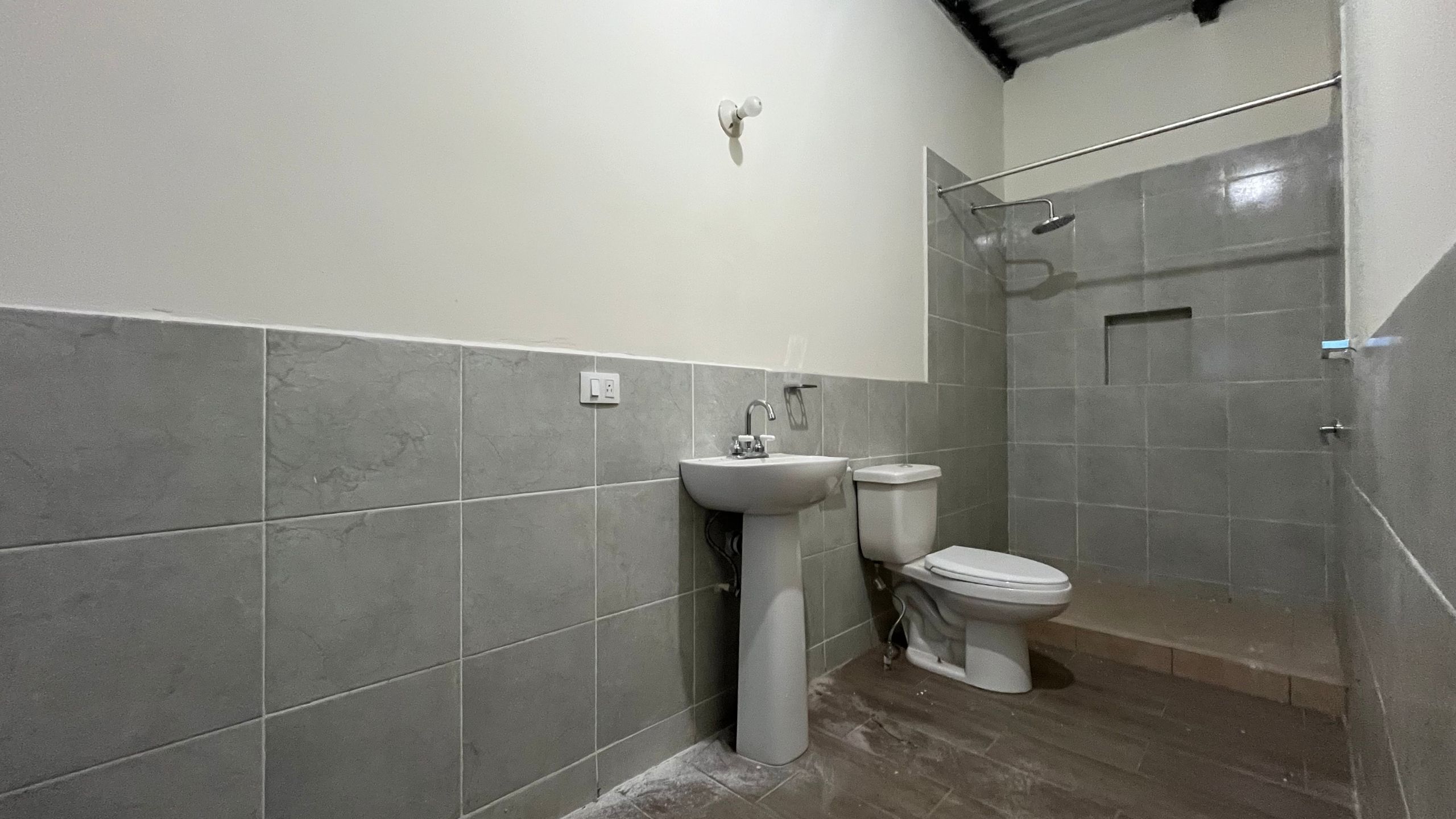 Apartamento moderno de 2 habitaciones con terraza privada
