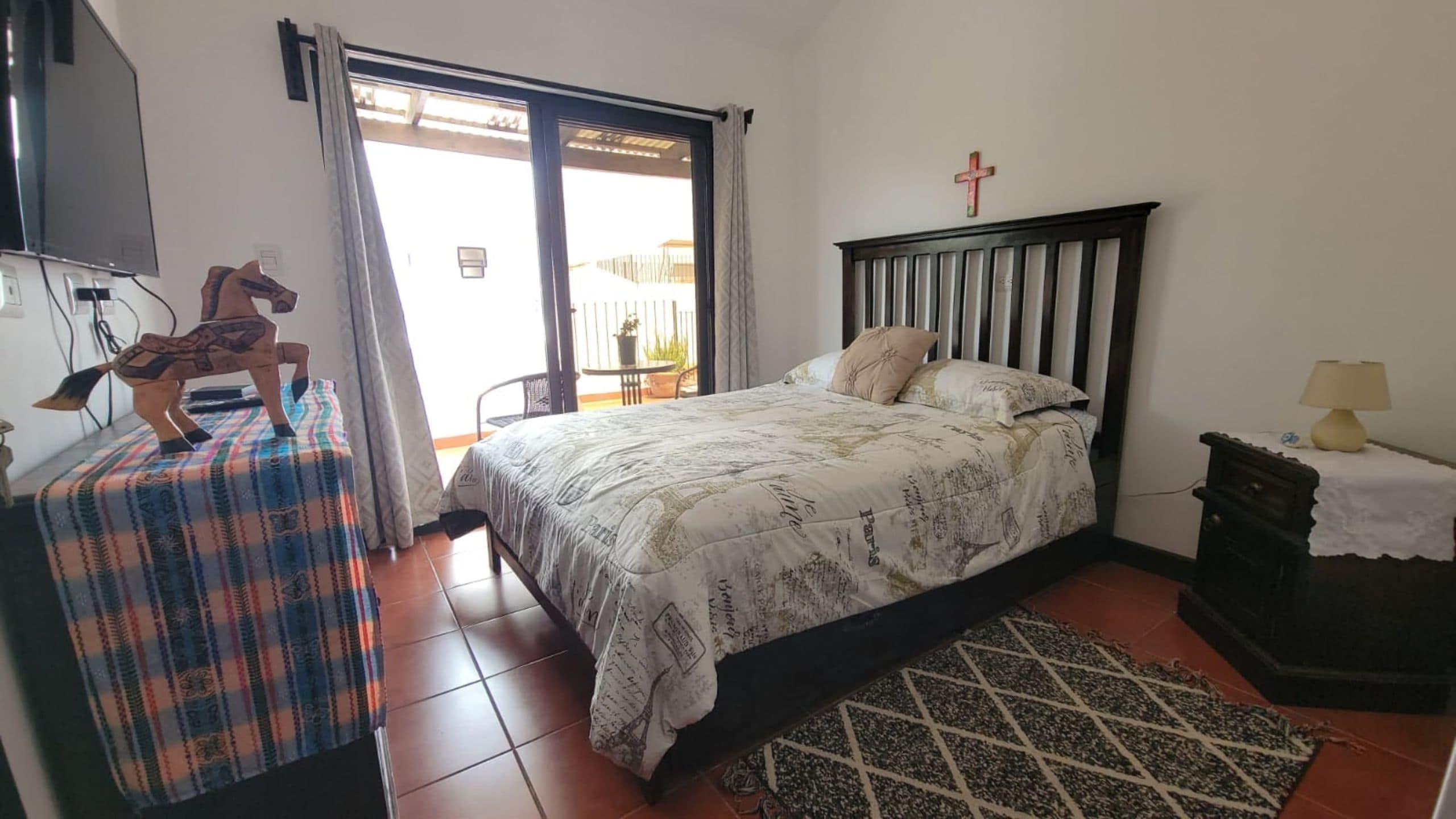 9 4-Bedroom House for Rent in Barrio Las Campanas – Available for a 6-Month Lease