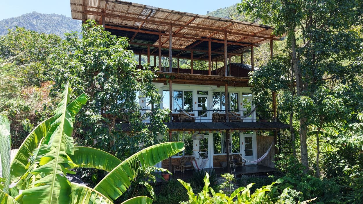 Propiedad llave en mano de 1.5 manzanas (10,522 m²) en venta