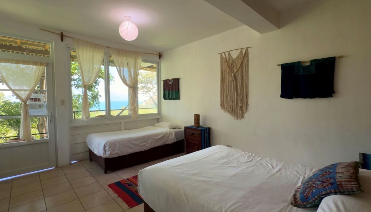 Propiedad llave en mano de 1.5 manzanas (10,522 m²) en venta
