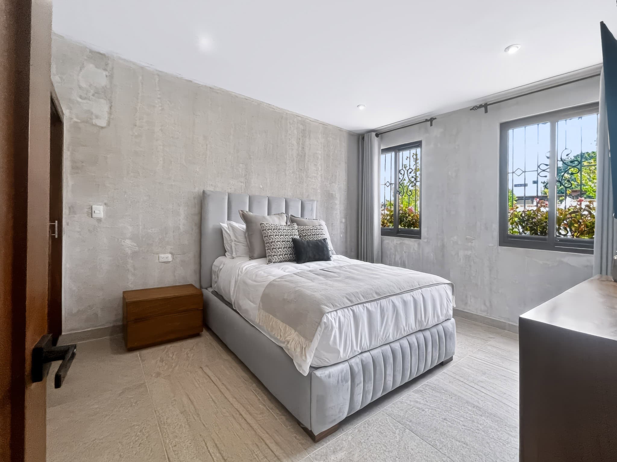 New Construction 4 Bedroom Colonial Home with Pool, Ciudad Vieja, Near Antigua Guatemala