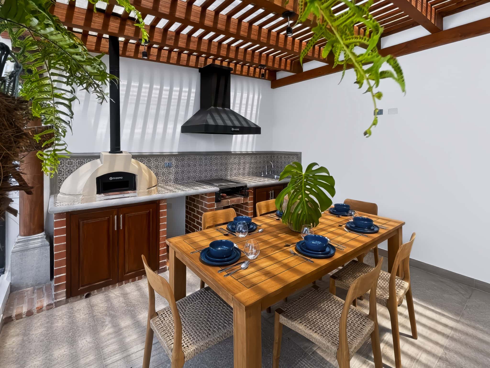 New Construction 4 Bedroom Colonial Home with Pool, Ciudad Vieja, Near Antigua Guatemala