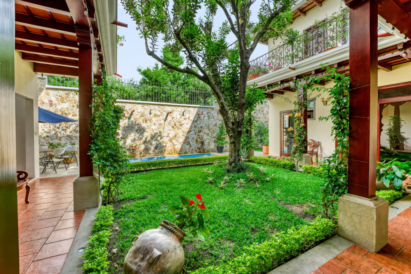 RESIDENCIA DE LUJO EXCEPCIONAL EN VENTA | HACIENDA EL COMENDADOR