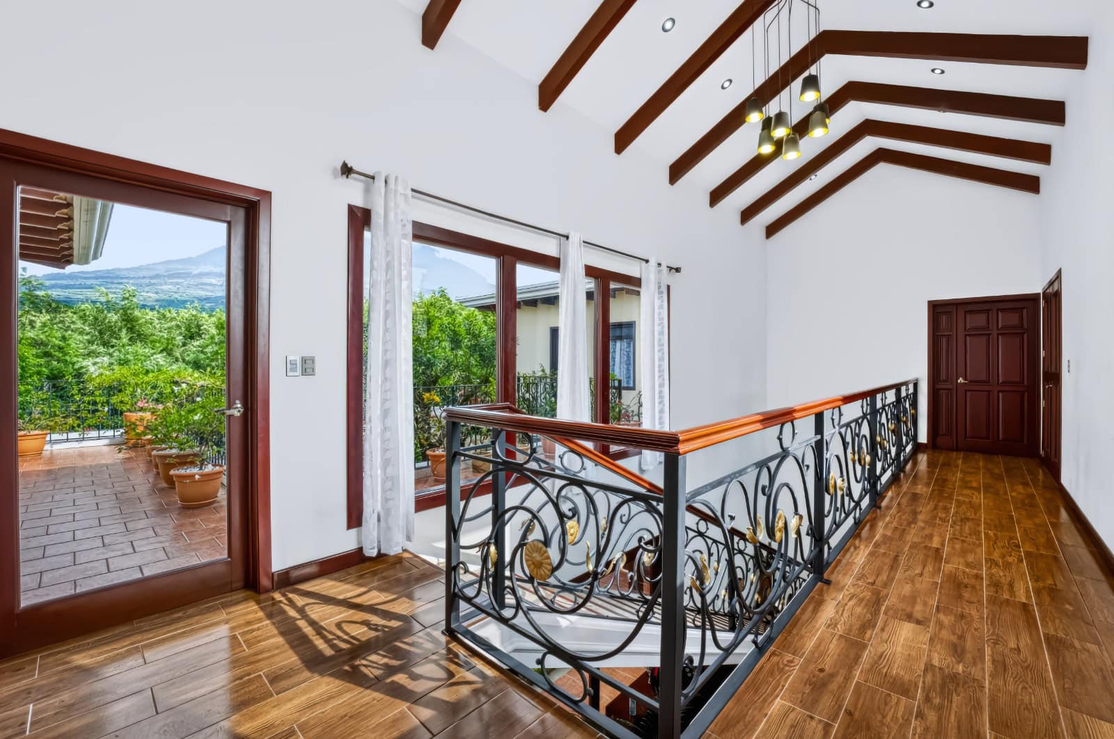 RESIDENCIA DE LUJO EXCEPCIONAL EN VENTA | HACIENDA EL COMENDADOR