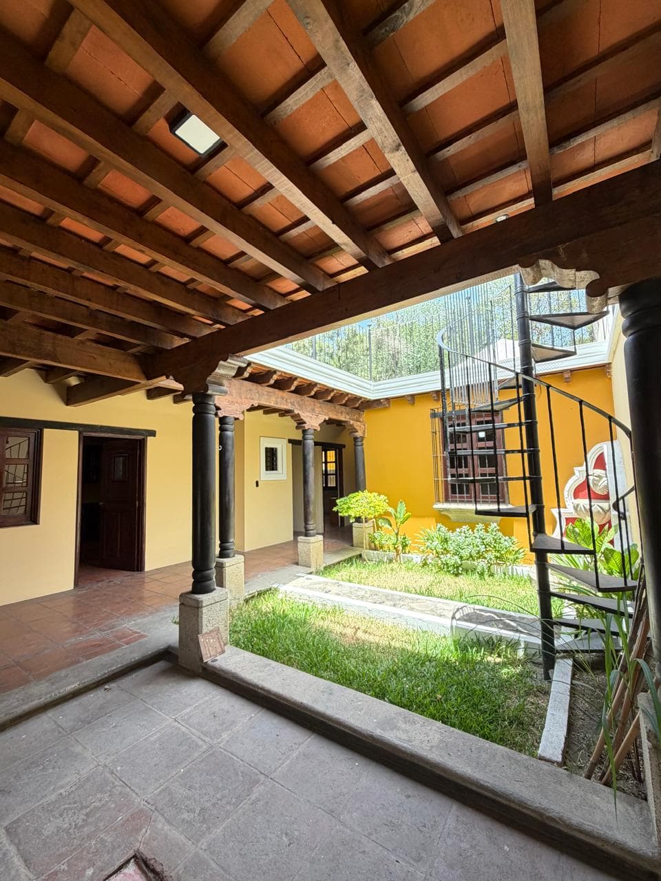 Single-Level 4-Bedroom Home for Rent in a Private Gated Community, Antigua Guatemala