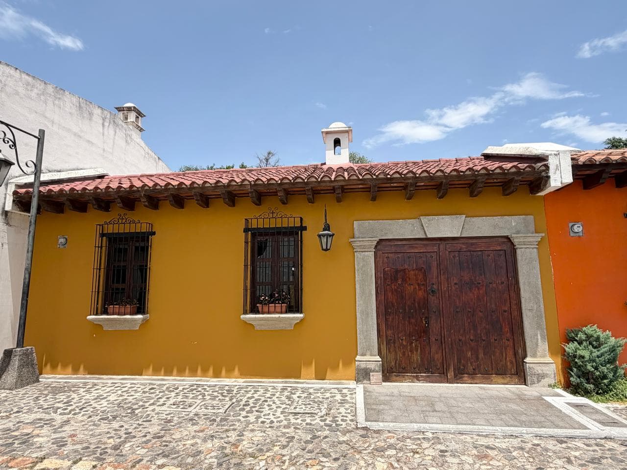 Single-Level 4-Bedroom Home for Rent in a Private Gated Community, Antigua Guatemala