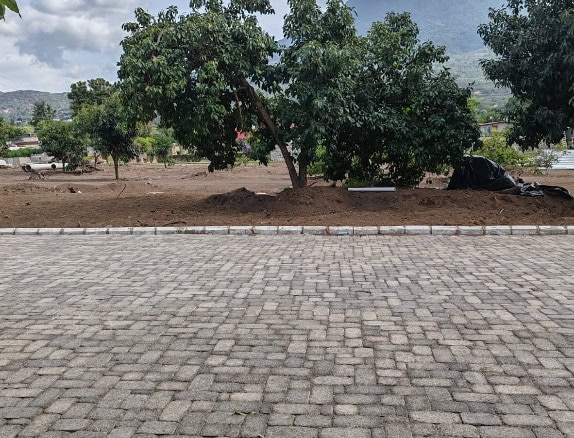 Big Lot For Sale just 4 Min from Center of Antigua !!