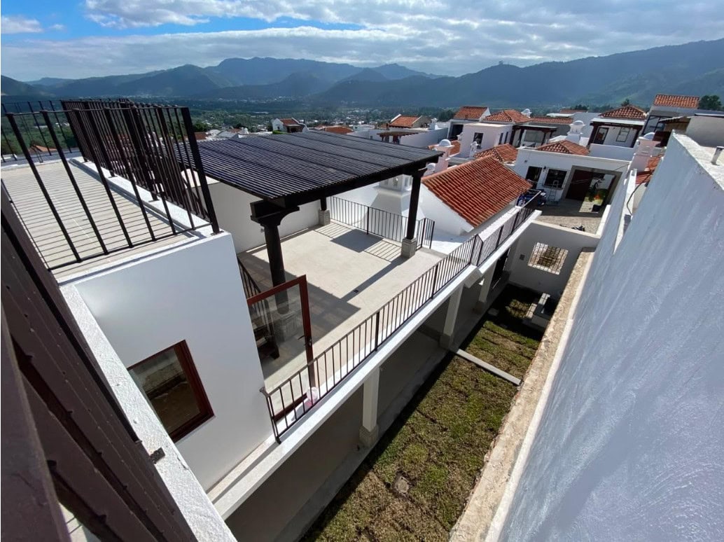Screenshot 2026-09-23 184523 Hermosa casa privada en las alturas de Antigua, vistas impresionantes y estilo de vida moderno en Santa Delfin