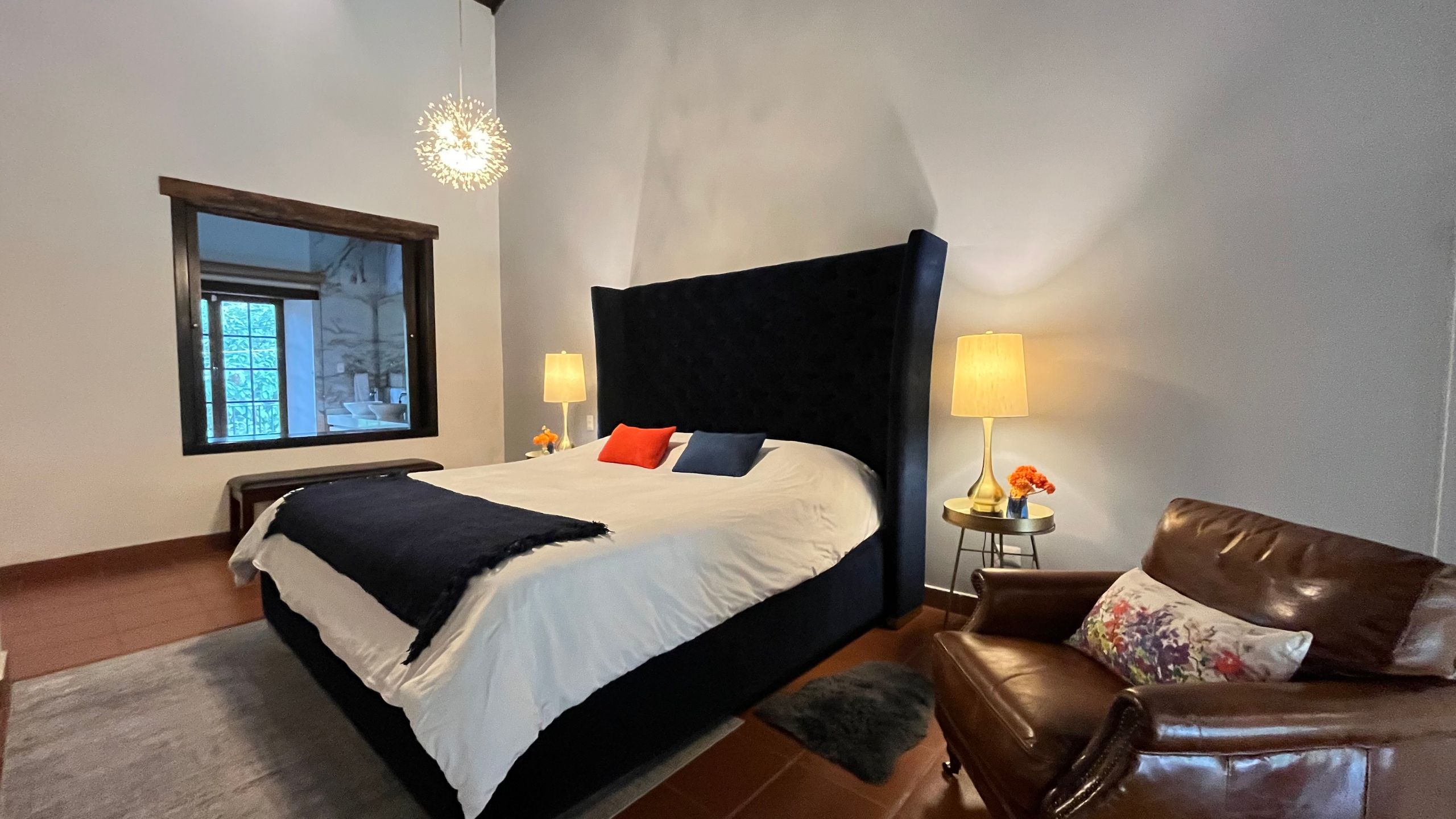 2-Bedroom + studio – House for Rent in El Monasterio, El Panorama, Antigua Guatemala