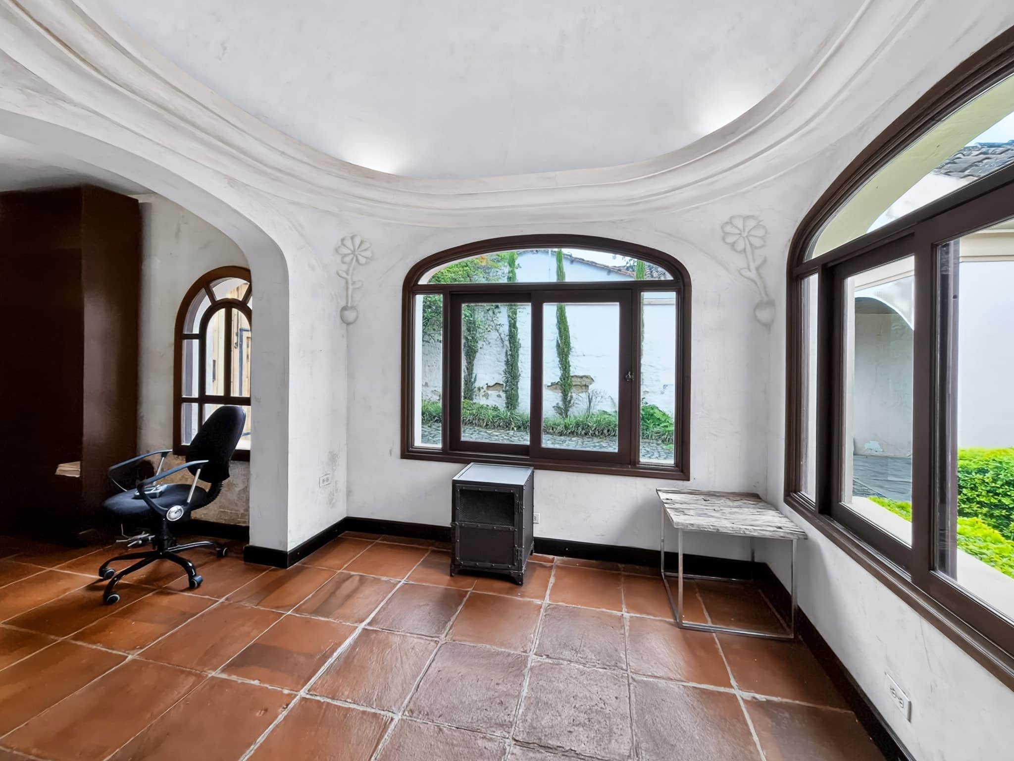 20261015_130359 House for sale in Antigua, Antigua Area, photo 12