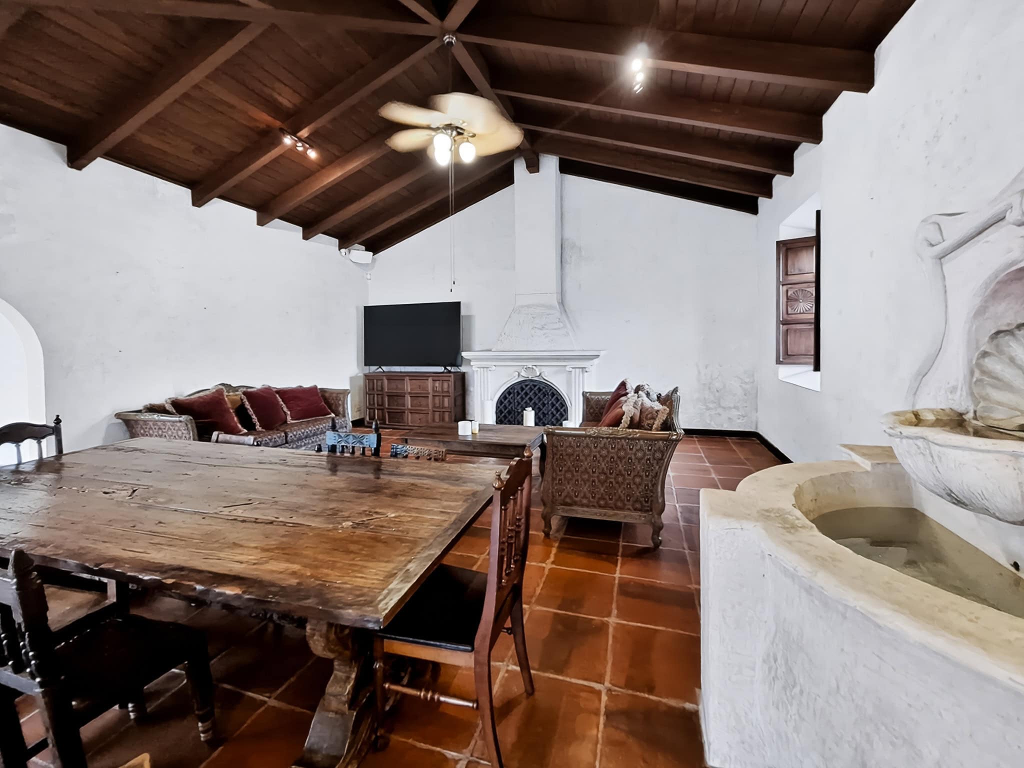 20261015_130413 House for sale in Antigua, Antigua Area, photo 14