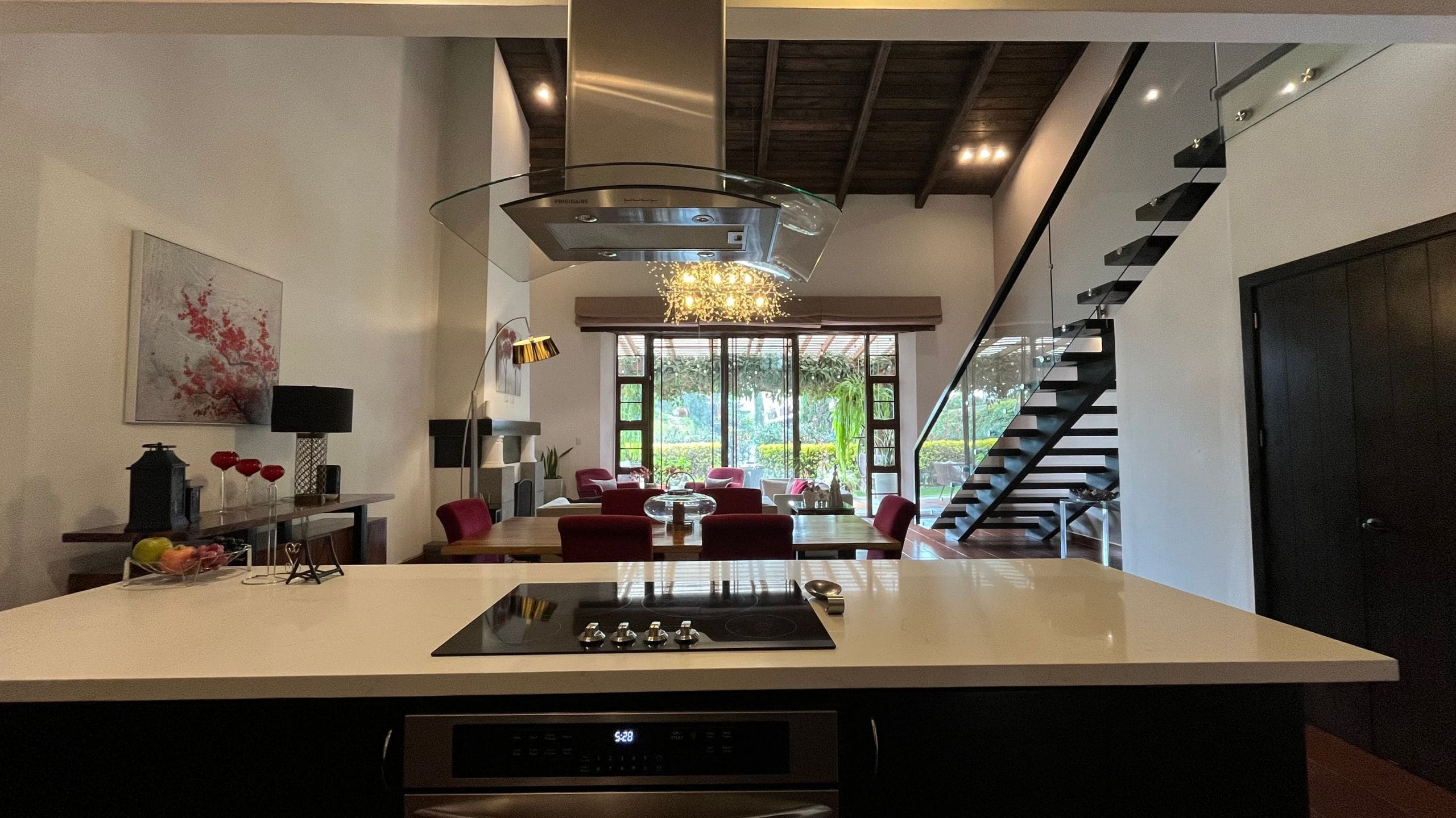 2-Bedroom + studio – House for Rent in El Monasterio, El Panorama, Antigua Guatemala