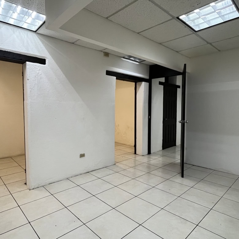Commercial for rent in Antigua, Antigua Area, photo 5