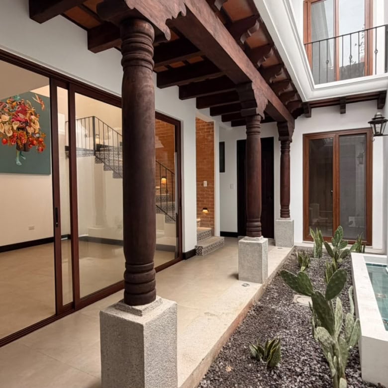 House for sale in Alotenango, Antigua Area, photo 2