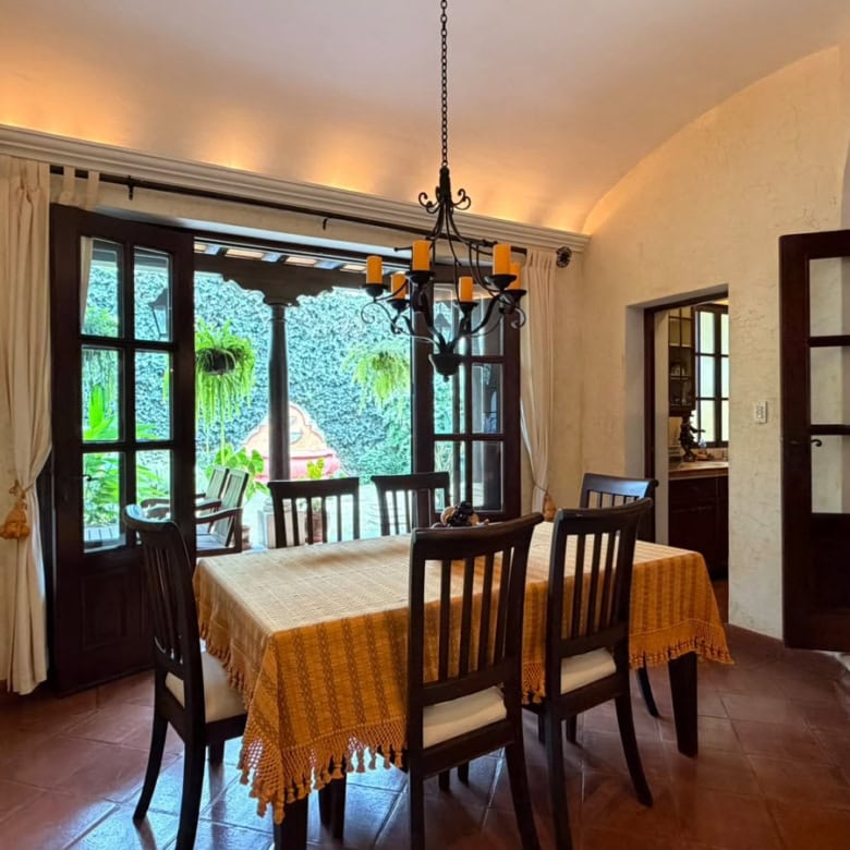 House for sale in El Calvario, Antigua Area, photo 4