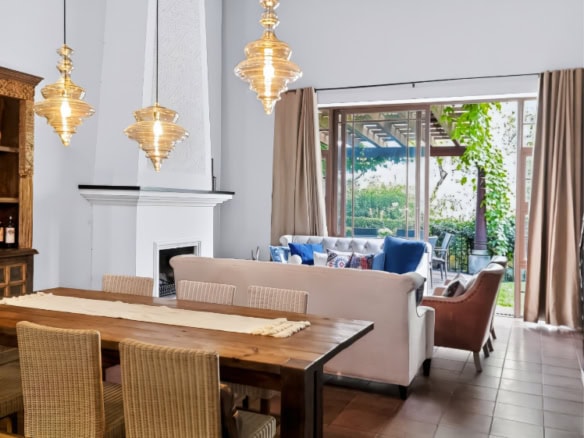 Beautiful 2 Bedroom House For Rent In An Exclusive Residential 10 min Walk To Antigua